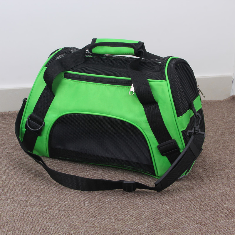 Paw Retreats Voyager™ Pet Carrier