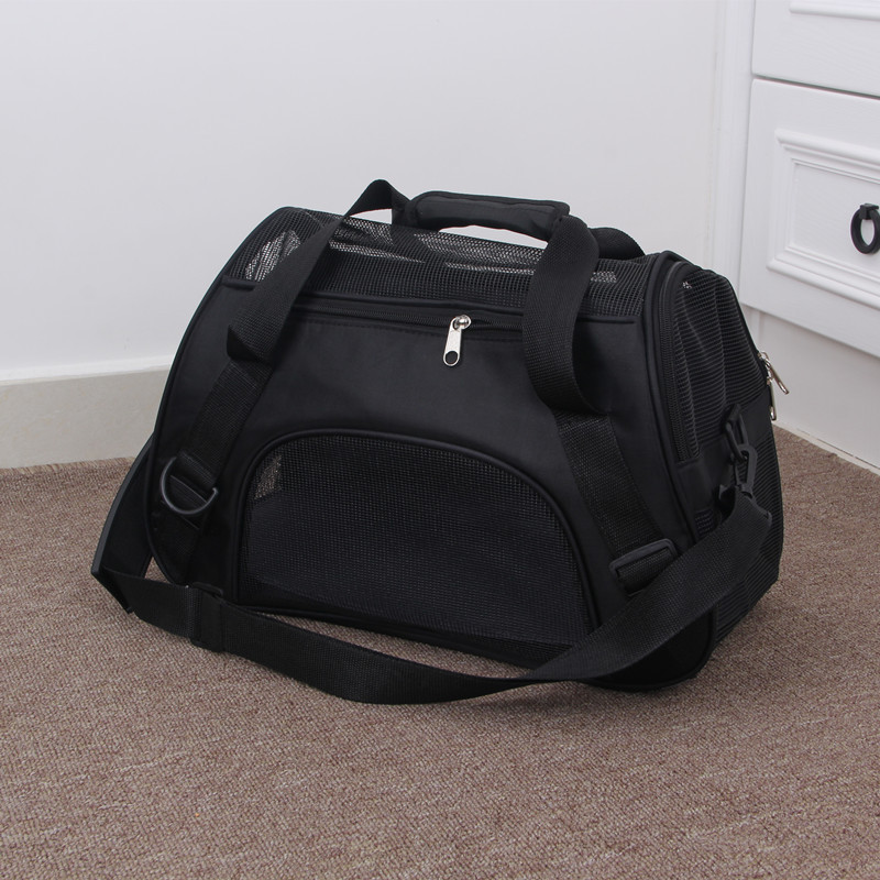 Paw Retreats Voyager™ Pet Carrier