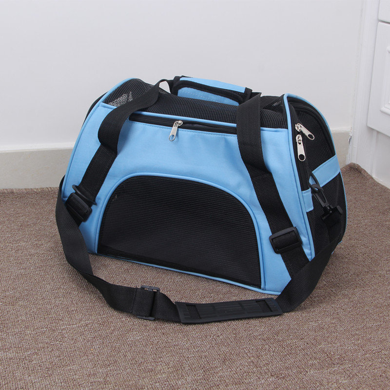 Paw Retreats Voyager™ Pet Carrier